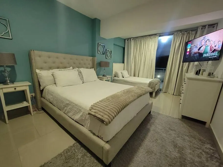 Htz Oasis In Santo Domingo Malecon Apartment